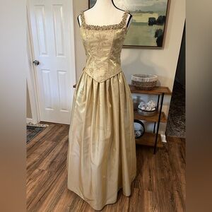 ASpeed USA Vintage Gold Ballgown Dress Princesscore Fairytale Prom 5/6 fits 4